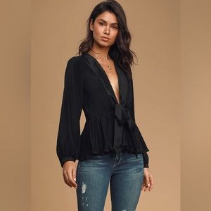 Brand New | Lulu’s Pleated Tie Front Top